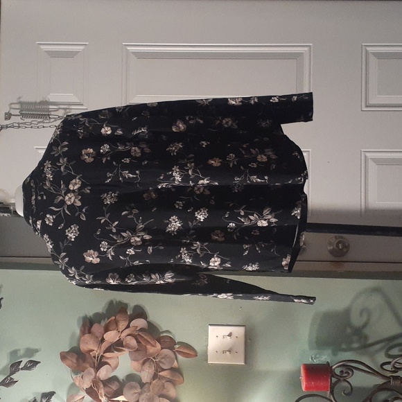 ISAACMIZRAHILIVE women's long sleeve top - Picture 2 of 5